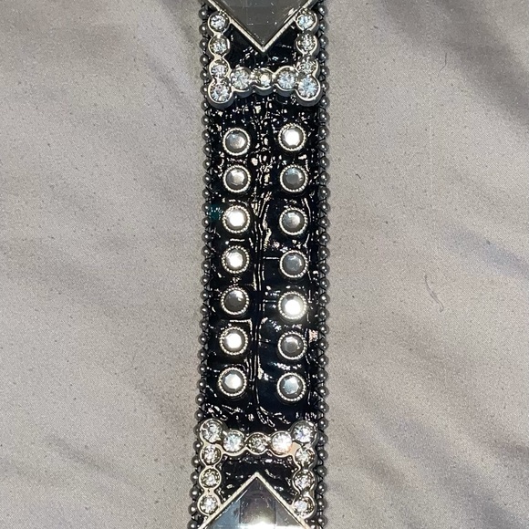Beautiful Rhinestone belt - Picture 3 of 7